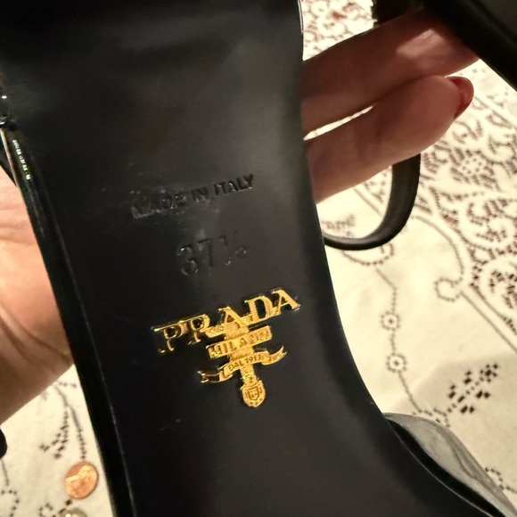 Authentic PRADA Modellerie Black Patent Leather Block Heel EU 37.5 US 7.5 - Picture 7 of 16